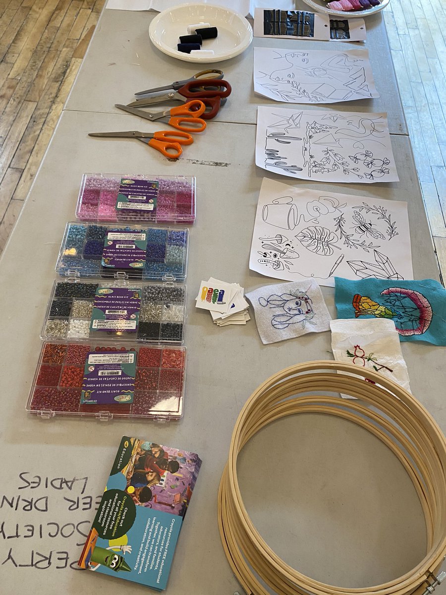 OnAEA's tweet image. So much learning with @JvanEnckevort today in #Toronto for a Day of Art! Mixed media with printmaking, seeing, and great discussion! #learningtogether @mkleinschuck
