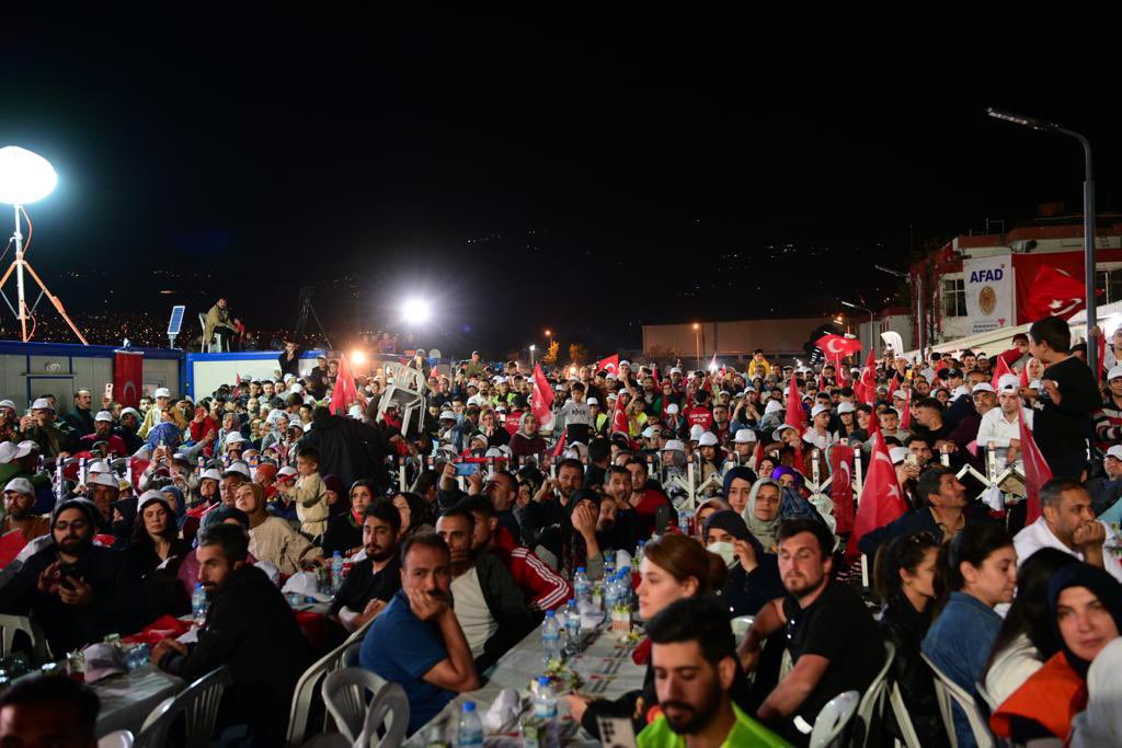 ferenasci's tweet photo. Kahramanmaraş’ımız  her mücadelenizde olduğu gibi 14 mayısta da en güçlü şekilde sizin yanınızda olacaktır Sayın Cumhurbaşkanım.@RTErdogan 

#DoğruZamanDoğruAdam 
#Kahramanmaraş https://t.co/lzSndrgAJs