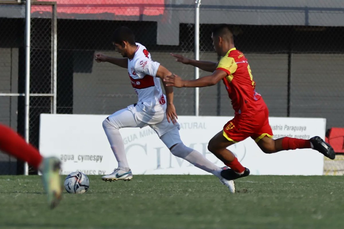 Final del partido
¡Los tres puntos se quedan en casa!
#RiverPlate 1-0 29 de Septiembre
⚽️ Alejandro Contrera
#VamosKelito ⚪🔴⚪