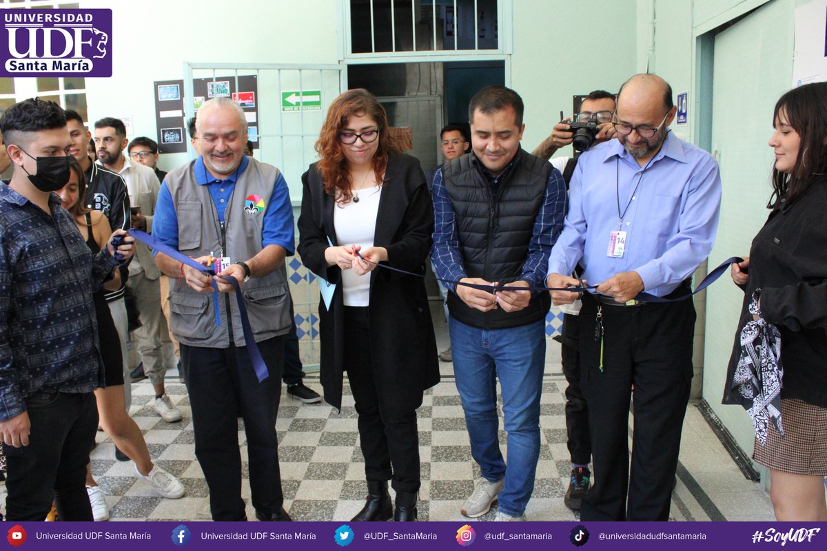 UDF_SantaMaria's tweet photo. Comunidad UDF 

En las instalaciones de la Universidad se realizó la presentación de proyectos de la materia de Fotografía Creativa II, llamada "Oficios en la CDMX" por parte de los alumnos de la Licenciatura en Ciencias de la Comunicación de 5° Cuatrimestre. 📷 https://t.co/3McteO8JBd