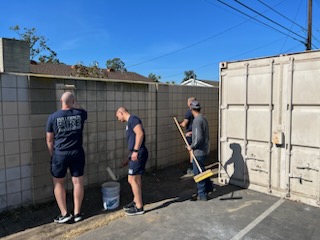 NicolasKnights's tweet image. What an amazing day of service. Love Fullerton was a true success. Thanks to all the volunteers/students that showed up to make Nicolas look even better. A special thanks to the men of the Fullerton Fire Dept. All in all, a special day.
#KnightNation
#LoveFullerton
@Fullertonsd