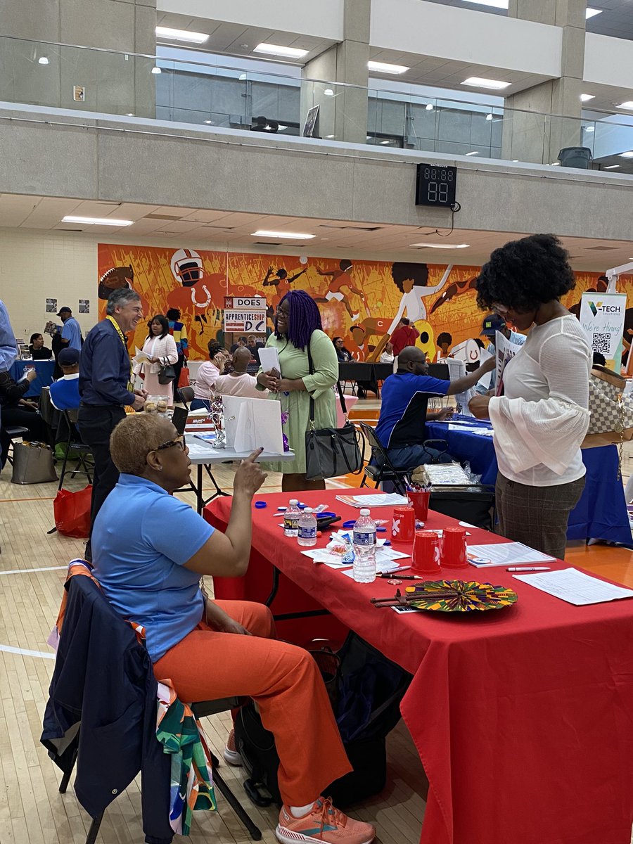 Janeese4DC's tweet image. Great turnout at the Ward 4 Job Fair!

Thank you to everyone who came out and to our partners @jobsnotguns, #ANC4B, #ANC34G, @TheTRIGGERProj, and all our employers who showed up strong to make today a big success. It was a day full opportunity for our community! #WeArePrevention