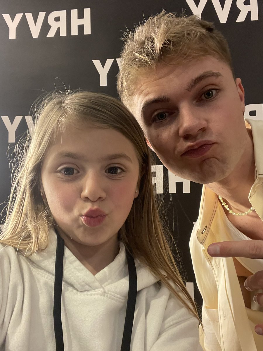91SFAITHFUL's tweet photo. one very happy princess!! 🤍

-
@HRVY https://t.co/in6L0XXIa6