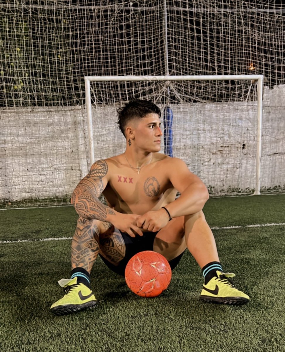 ook_samuel1's tweet photo. Jugamos un rato ?🔥🔥
https://t.co/1Xcl8qxAQq https://t.co/PFHHMDxcFH