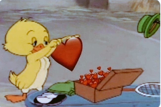 Whotfismick's tweet image. Me packing up my love back because nobody deserves it: