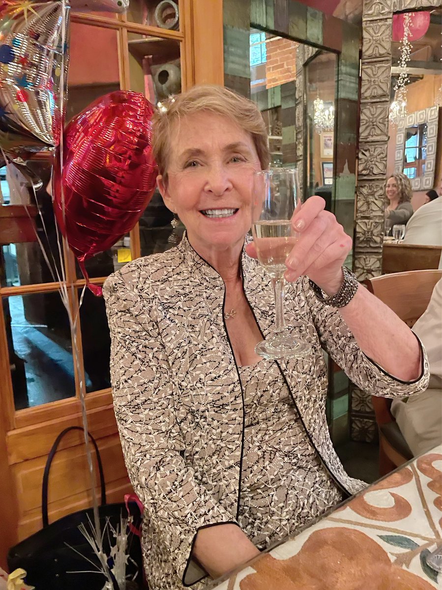 jericksondesign's tweet photo. Lord I hope these genes got passed down to me. 87 looks incredible on this woman! https://t.co/U6YljpsLtU
