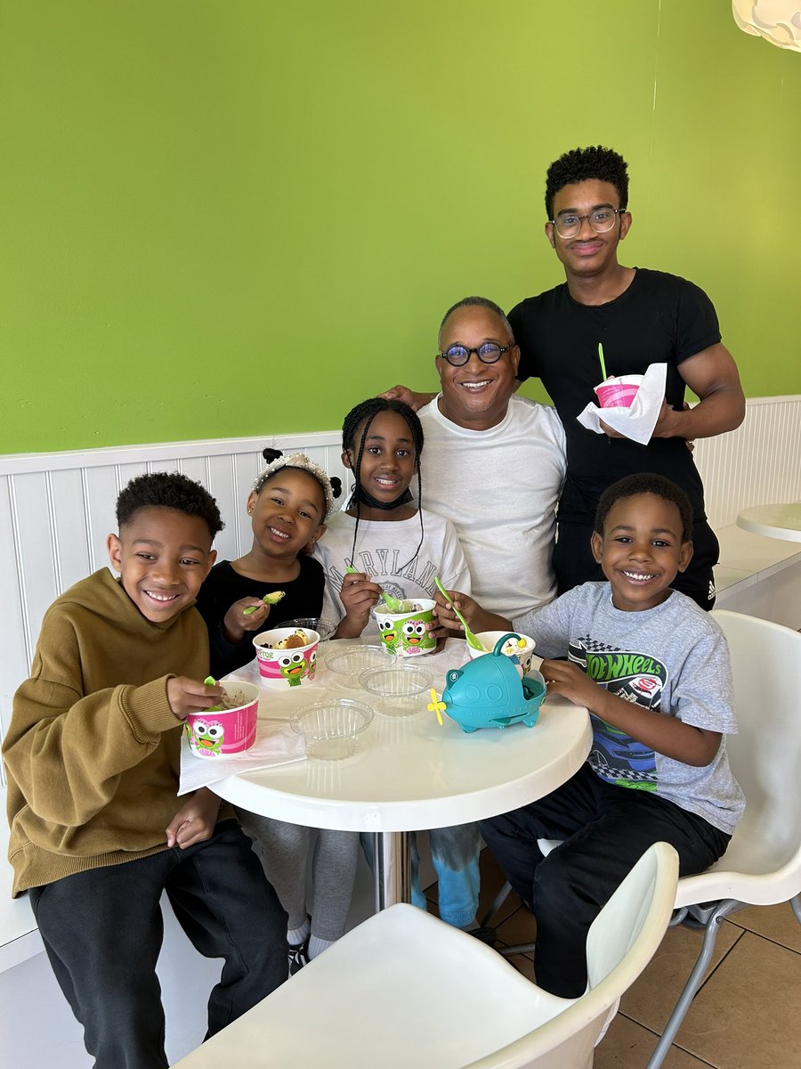 Dr. Stephen Peters tweet media