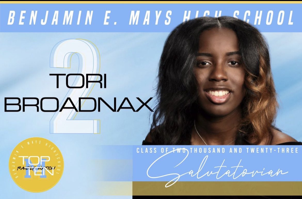 APSMaysRaiders's tweet photo. Adding a little bit more EXCELLENCE to your Twitter feed…our Salutatorian, Tori Broadnax, has been named the 2022-23 Questbridge Scholar. Congratulations Tori! 💛💙👩🏽‍🎓 @DrWilkinsBEMHS @DrAngelaMoore @drkalag @apsupdate https://t.co/RSjDFu1wkP