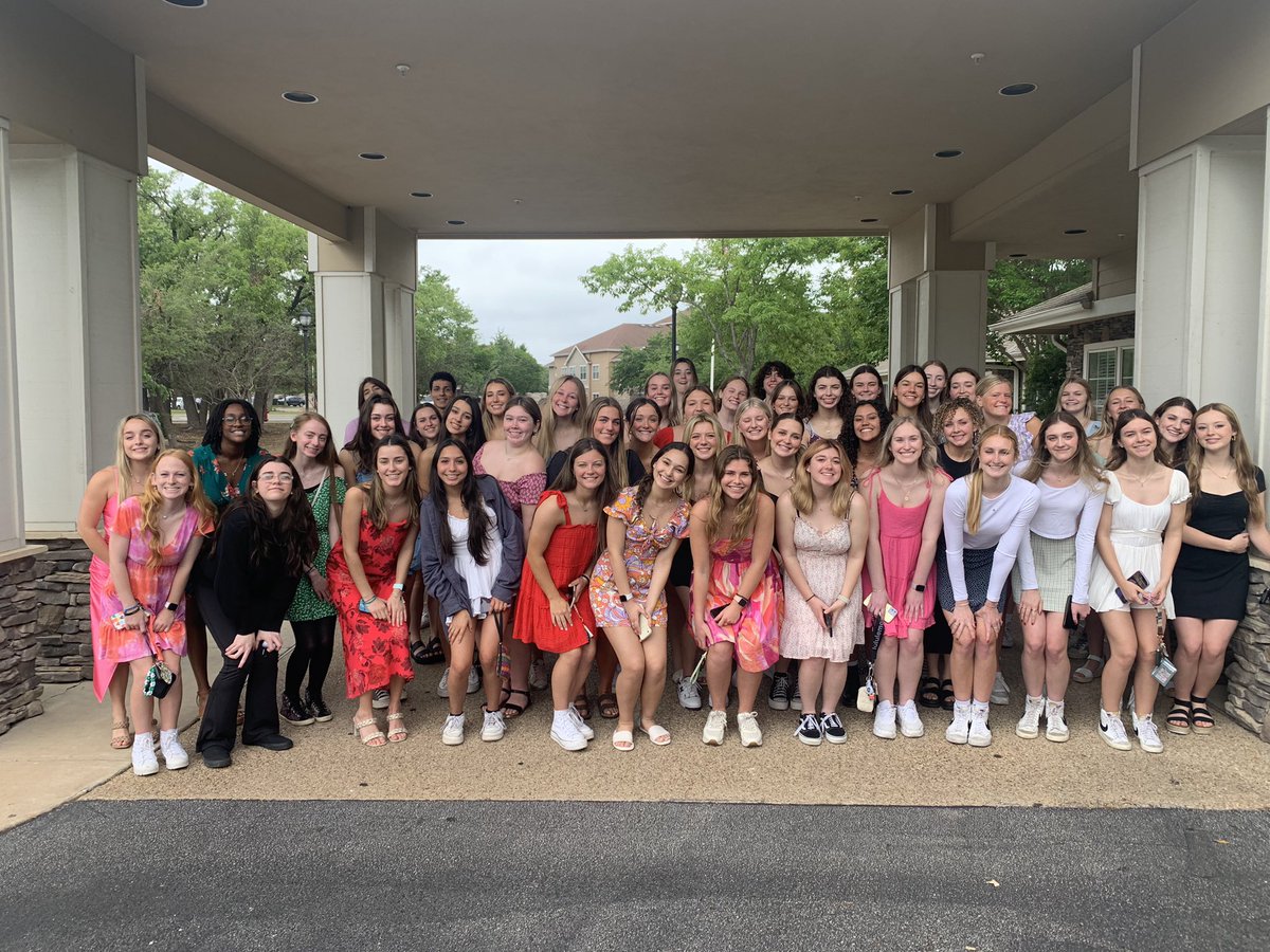 ‘Senior’ Prom 2023!🎉 So much fun dancing it up with our friends at the local retirement home! Proud of our PALS for their awesome efforts with these sweet folks this year, it’s been a joy to spend time loving on them💛