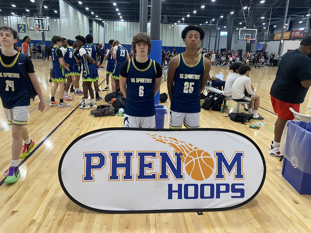 Phenom_Exposure tweet media