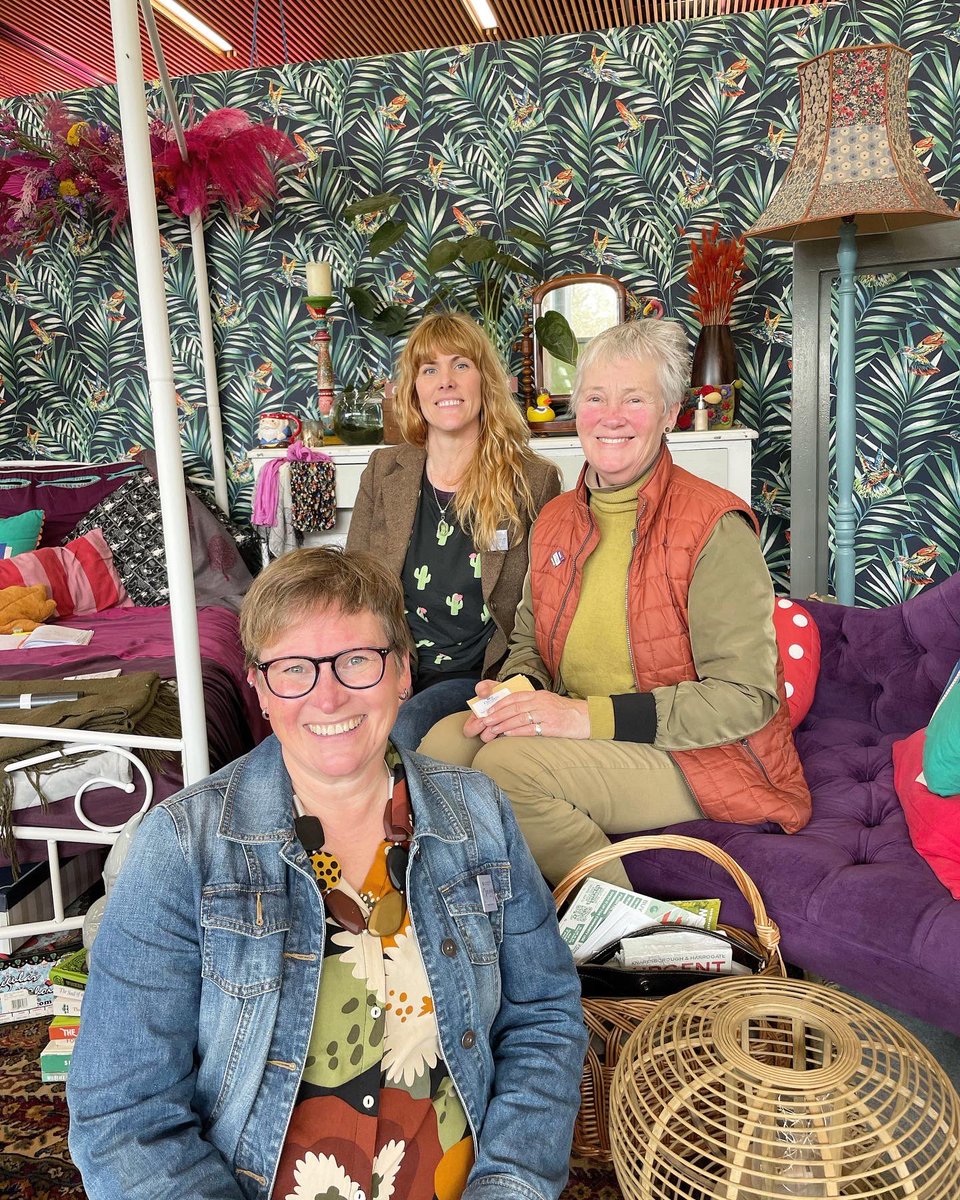 A few highlights from today on the human gardener stage @HarrogateFlower #humangardener #flowershow #harrogateflowershow #canada #internationalrelations #plantrescuer #harewood #greenparty @LongLandsCommon @TheGreenParty