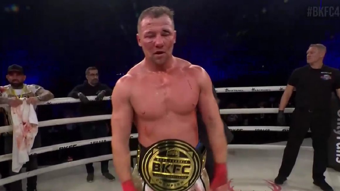 Loreburne's tweet photo. #BKFC40 Well done Danny ! https://t.co/cUx1P7cVTA