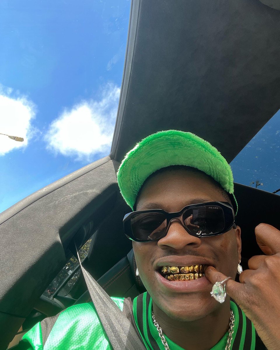 erae200's tweet photo. @PsychoYP always dey hungry to chop beat🍽️😤💜 #ypszn #bandobaby #yp #psychoyp https://t.co/SHXq08UugU