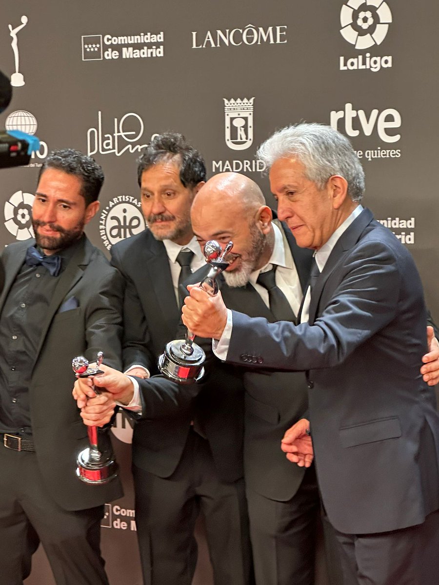 Los Tiempos tweet media