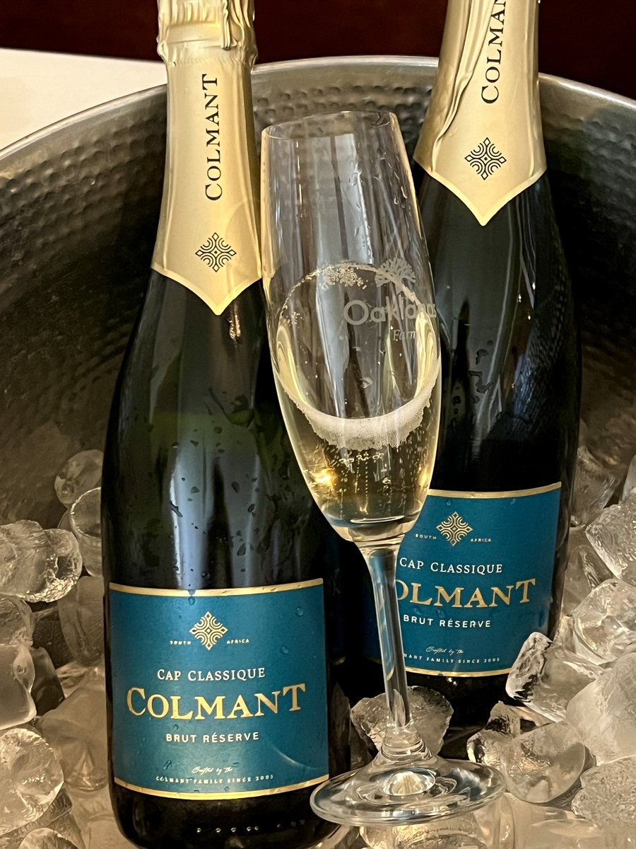 DPJ1963's tweet photo. Family wedding wines in the #Drakensberg today:
@Colmant_CC @keermont Terrasse @Vilafonte #SeriouslyOldDirt
Mission Accomplished 🫡 https://t.co/3PEJ0FOJ1d