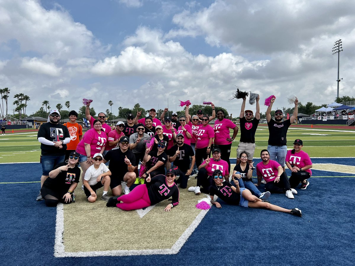 ErickCarMTX's tweet photo. There’s nothing more rewarding than seeing children smile. 😊 2023 Special Olympics was a success thanks to our T-Mobile Team. 🥳  @TMobile @MissionTXperts @DrewAmbriz @AnjieMtz @MaritzaDeniseG https://t.co/PqxQ6VHGnR