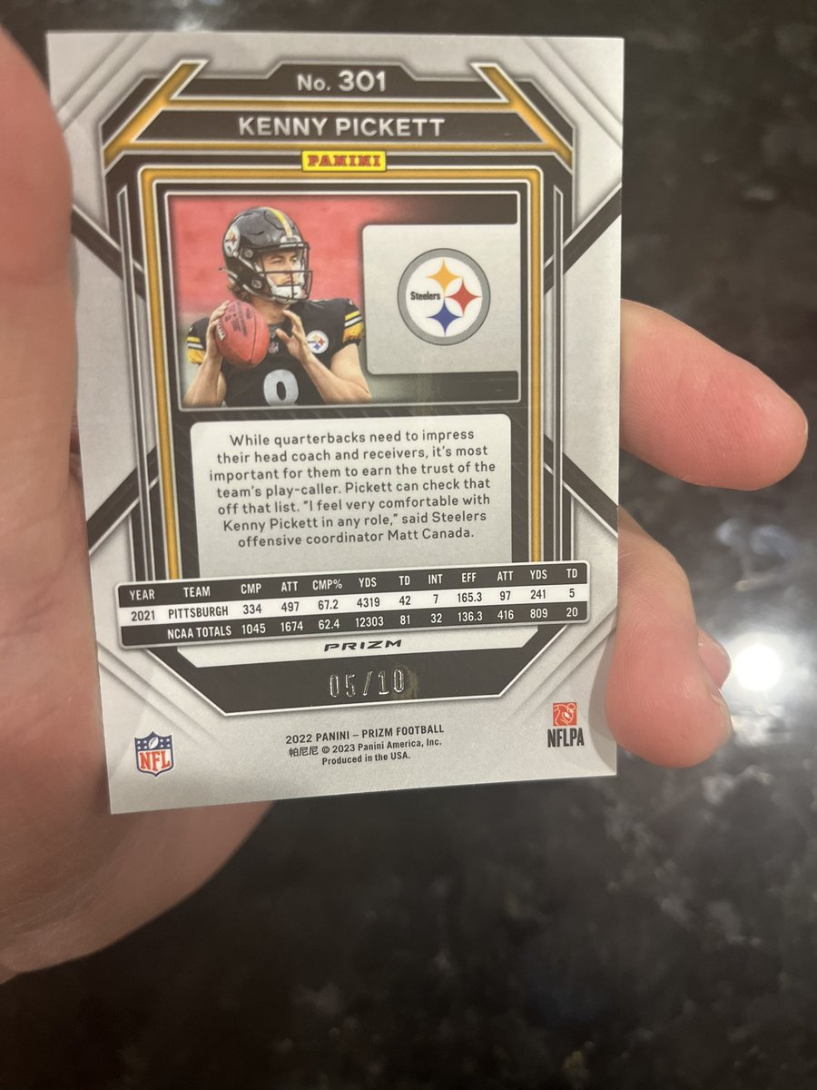 JylesCards's tweet photo. $4,000 OBO

no trades!

if I sell this on here today, i’ll give a random RT’er $100!!!! https://t.co/eiRA5GJ0nM