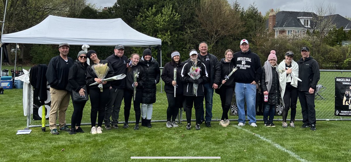 Congratulations to our seniors and their families. Check out these awesome Fenwick Friars Families. 5 awesome seniors with their families.