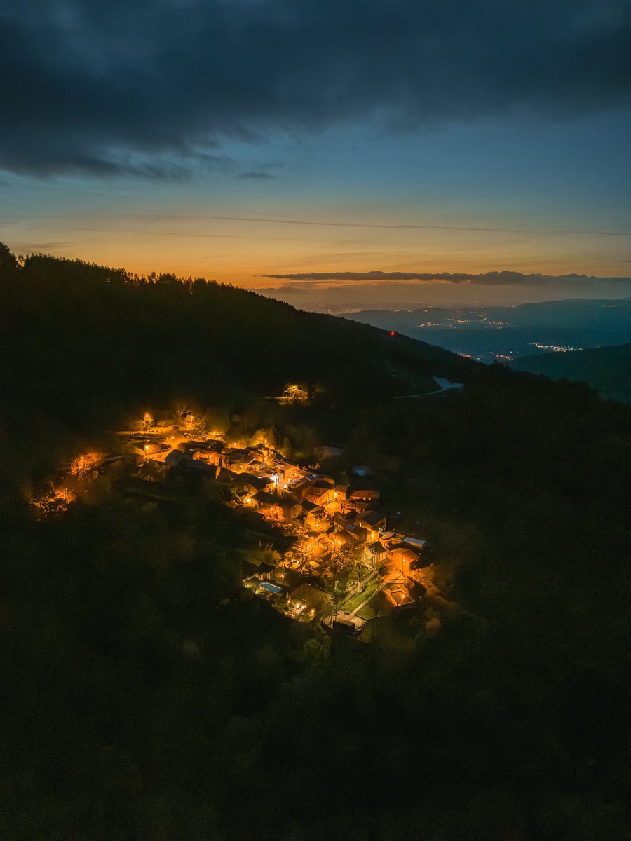 Gondramaz 

#PHOTO #photograghy #photographer #fotografia #foto #fotografie #sunset #NaturePhotography #nftphoto #nftphotography #Portugal