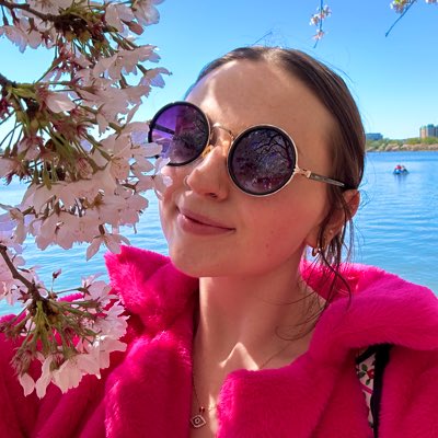 Er1caMerr1ll's tweet photo. #NewProfilePic🌸 https://t.co/2FOeBg54im