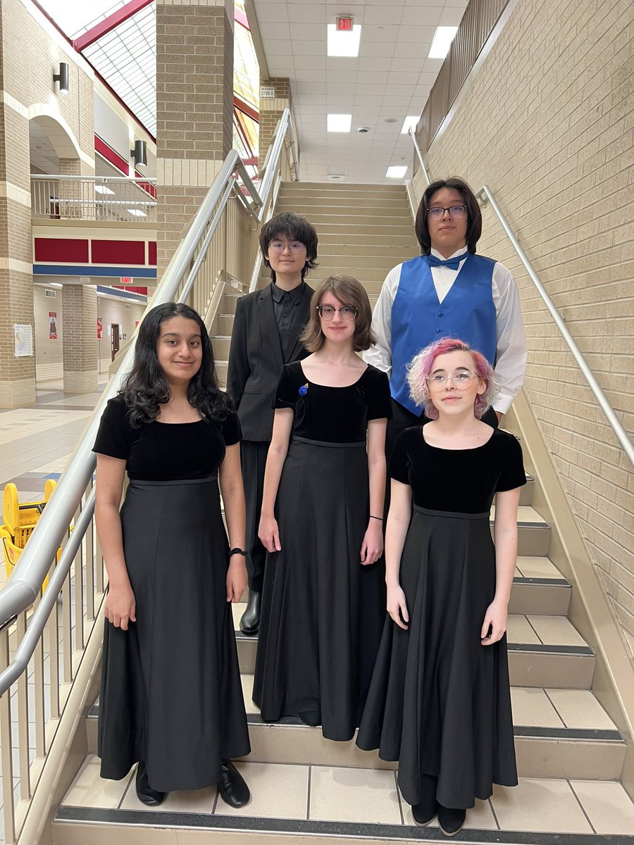 What a sharp looking group! Congrats to our Ravens who made the Region Choir! It’s going to be a wonderful Concert!