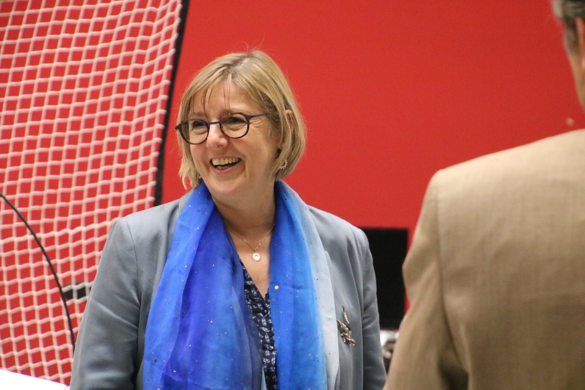 Sylvie Retailleau (@sretailleau) on Twitter photo L’<a href="/USherbrooke/">Université de Sherbrooke</a>, c’est une pédagogie innovante et une excellence scientifique en coopération avec la France, notamment en physique.
Ce sont aussi des campus exemplaires qui ont atteint la neutralité carbone.
Merci à ses acteurs pour leur accueil aujourd’hui ! L’<a href="/USherbrooke/">Université de Sherbrooke</a>, c’est une pédagogie innovante et une excellence scientifique en coopération avec la France, notamment en physique.
Ce sont aussi des campus exemplaires qui ont atteint la neutralité carbone.
Merci à ses acteurs pour leur accueil aujourd’hui !