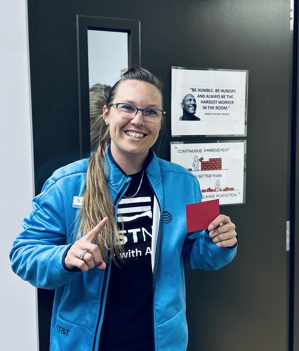 JackalJefferson's tweet photo. Congratulations to our store rep Elizabeth for winning our store contest!! Keep up the great work Beth! Completed a CRU, FN, TV and getting a HTP within the first 5 shifts! 🔥💪🐆 #lifeatatt #glm #michelin #savages ⁦@TheoAlexander11⁩ ⁦@williemcglownjr⁩ ⁦@ATT⁩ https://t.co/wHUYI2PLL5