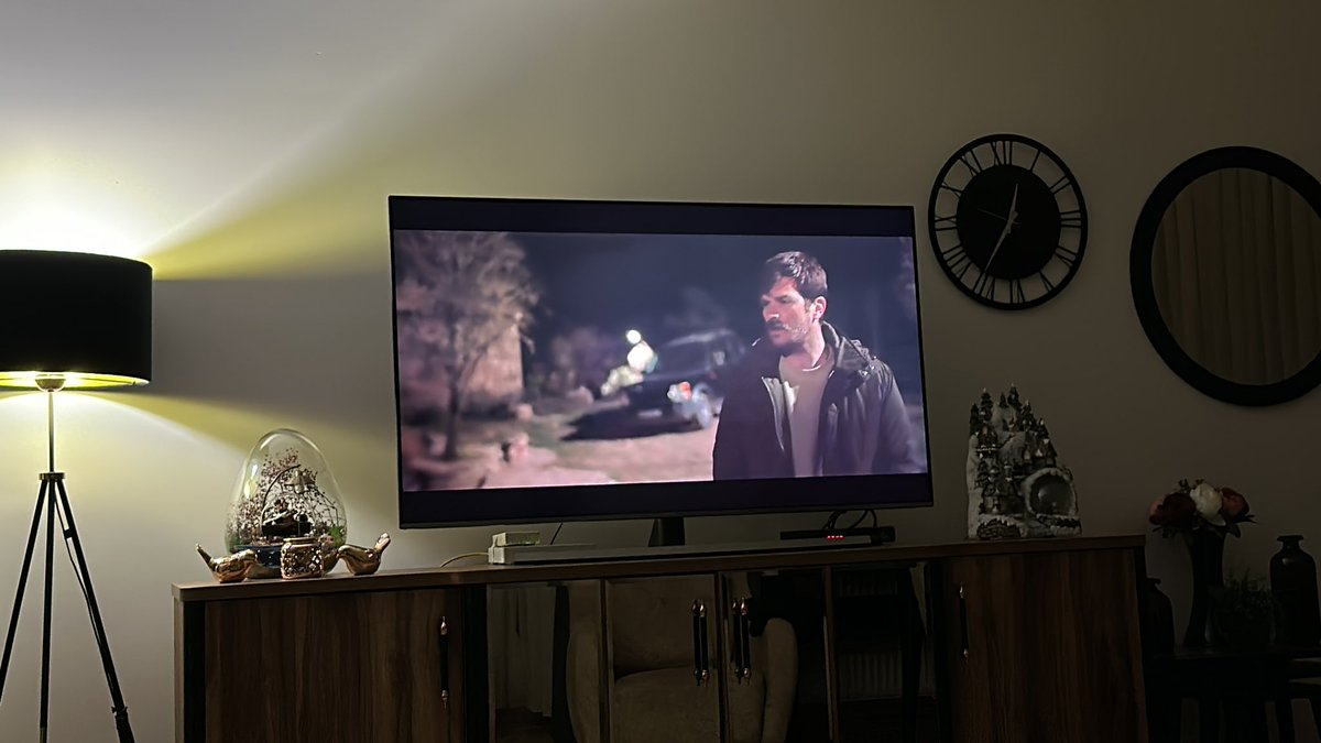 DuygDuru's tweet photo. Niyet ettim filmi sonuna kadar izlemeye. #BogaBoga https://t.co/cRrknr0vUK