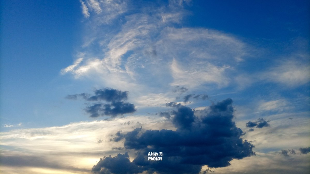 mhammadsiddique's tweet photo. Evening 🌆
#clouds #sky #nature #sunset #photography #landscape #naturephotography #photooftheday #sun #beautiful #ig #love #travel #sunrise #landscapephotography #mountains #photo #picoftheday #summer #beach #cloud #blue #bluesky #naturelovers #art #instagram #aitchesphotos https://t.co/wshNmaDru1