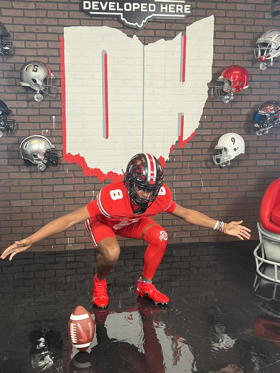 DEZIBOSS's tweet photo. Great visit at Ohio state ❤️ https://t.co/mUB6ZgfF5R