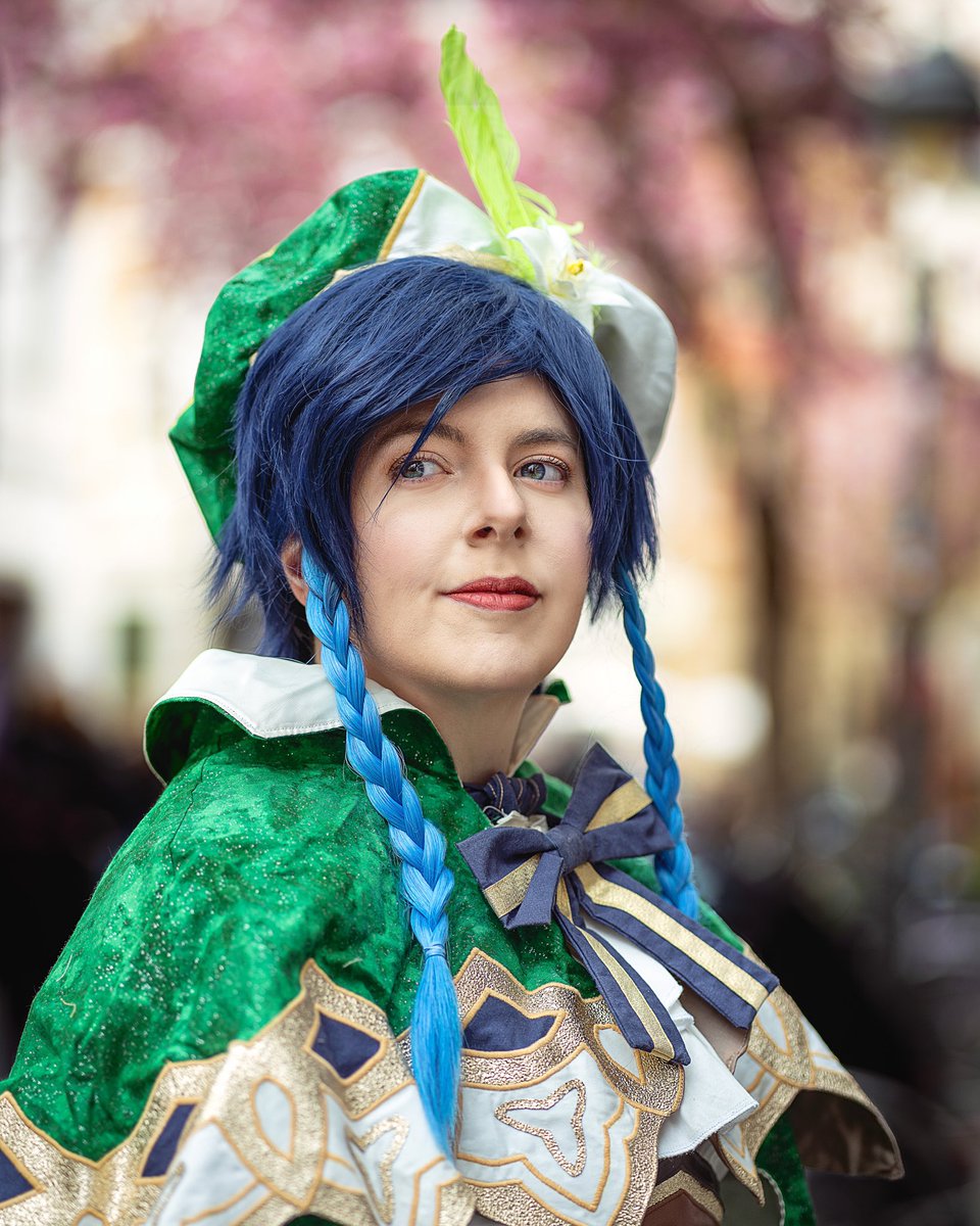 MarcelCPhoto's tweet photo. Another portrait from the cherry blossom event in Bonn 😊 @Algolagnie as Venti https://t.co/RMPXvdIgXy