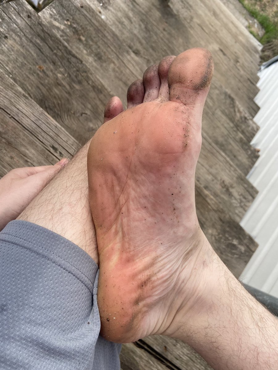 A1AlphaDustin's tweet photo. Been outside barefoot all day, who’s tongue am I using to clean my feet with!

Get on your knees, bow to me..and worship the size 12 feet you fien to have a taste and smell of😏

#findom #cashmaster https://t.co/BhO8X7EkoD