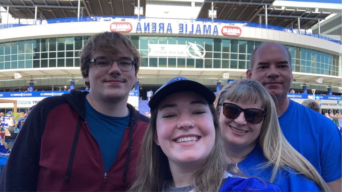 _willow_harris_'s tweet photo. It’s playoff time baby #GoBolts https://t.co/QVxVWx9cm9