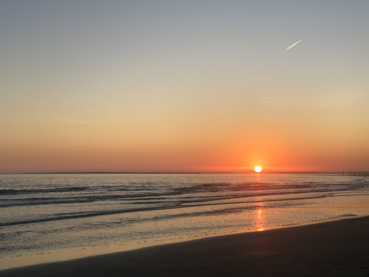 nl_pereira's tweet photo. I'm asking those who love the outdoors to post a picture. A picture that YOU took. Just a pic. No description. The goal is to regain peace and harmony without negativity. Please copy the text, put a picture on YOUR page, and let's look at these beautiful pictures. Here’s mine: https://t.co/9lAMDUesCE