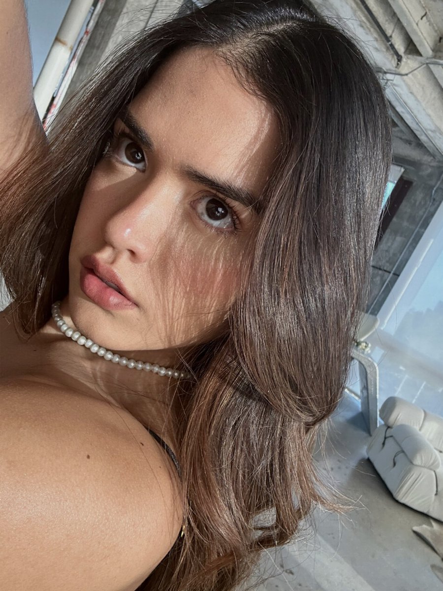 Karina Paola on Twitter "Quien se anima a hablar hoy? 💋🔞 link in bio 🖤"