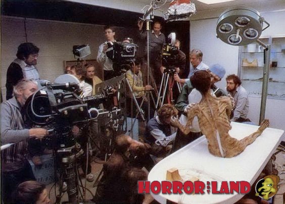thehorrorland's tweet photo. This Behind the Scenes image is SUCKING the life out the room. Shooting a shocking moment in Lifeforce (1985). #horrors #btshorror #bts https://t.co/1dQEtX5Chl