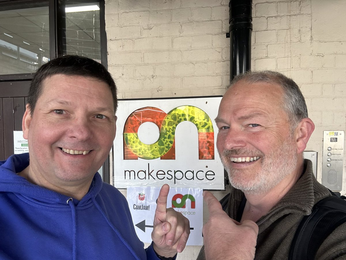 We made it. What a great day at <a href="/CambridgeJam/">CamJam Raspberry Jam</a> meeting new people and catching up with old friends. Thank you to all that made it possible <a href="/CannonFodder/">Brian Corteil 🤖</a> <a href="/recantha/">Mike Horne</a> @Geeky_Tim