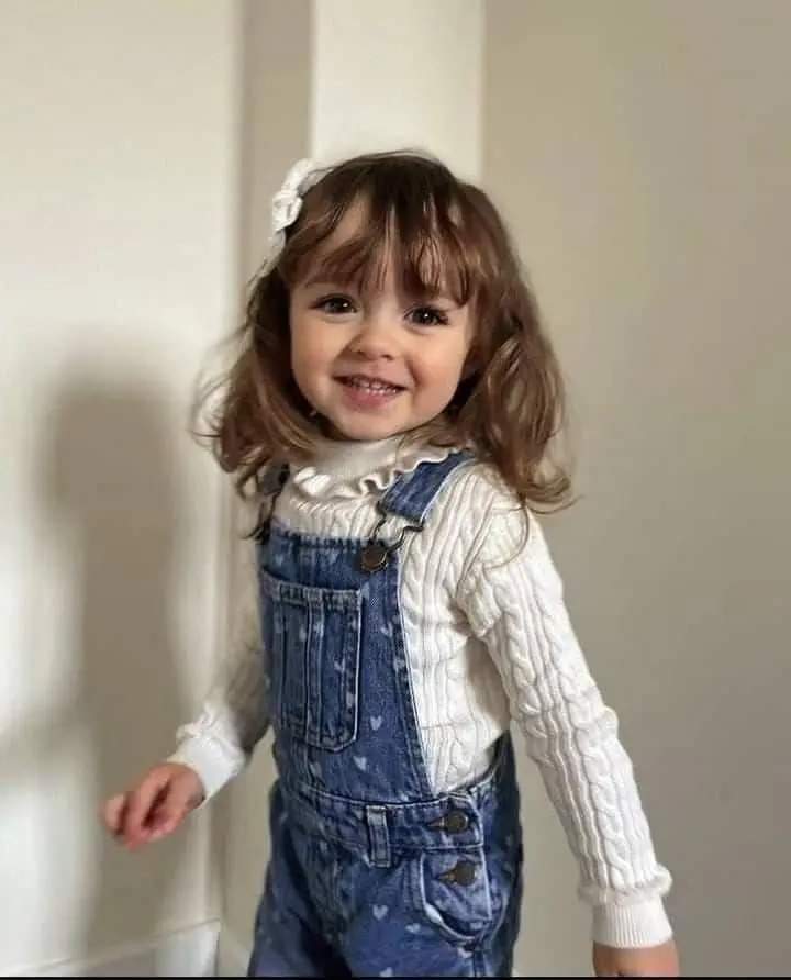 a____1mo's tweet photo. "كُلّ الفتيات جمِيلَات فِي المُعتَاد
لكِنهُنَّ يتحَوَّلن إلى فراشَات فِي الأعيَاد" 🤍 https://t.co/YhWaoZ0BPL