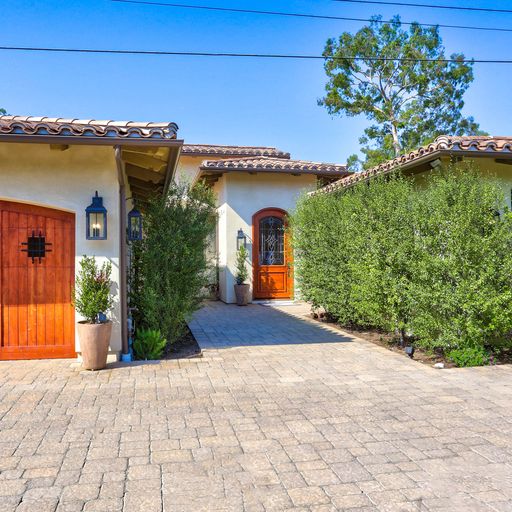 FirstTeamRE's tweet photo. Today's #talkofthetown is this extraordinary single-level residence with sweeping views overlooking historic San Juan Capistrano.

31527 Aguacate Road Listed For $4,500,000

🛏 3 BD
🛁 4 BA
🏡 3,692 SF

Contact Colleen Crane 714.478.4402 DRE#01927076 for more info. https://t.co/VEr8P2m8m9