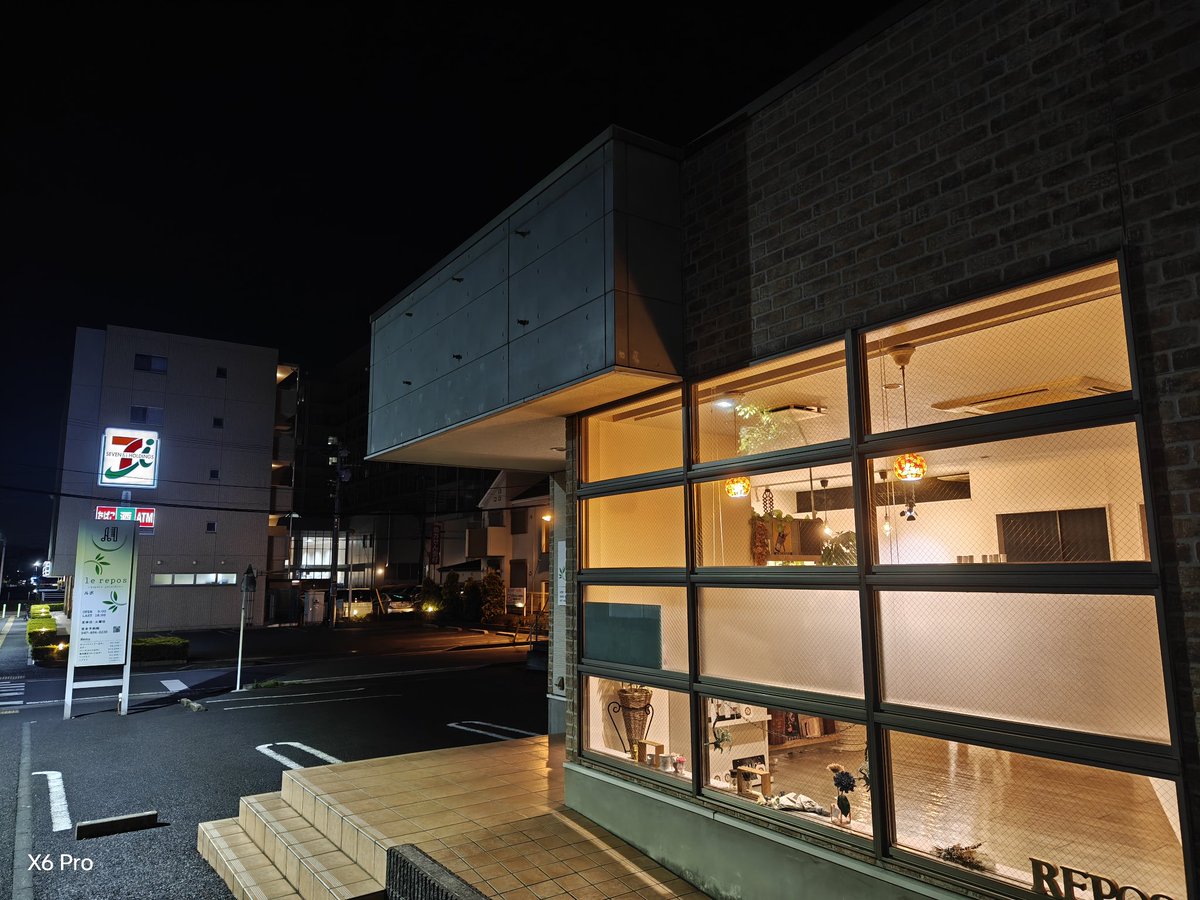 WerthLeon1's tweet photo. #FindX6Pro → #x90Pro+ → #Mate20X → #pixel6a
1。×1 標準モード
照明器具の模様 https://t.co/Cayj90hv0P