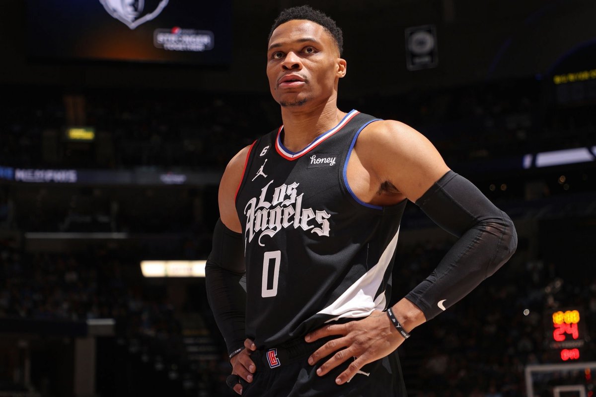50NuancesDeNBA's tweet photo. Malgré la défaite, quel match de monsieur Russell Westbrook…

37 PTS
6 REB
4 AST
17/29 FG
3/6 3-PTS https://t.co/Somr7deCXF