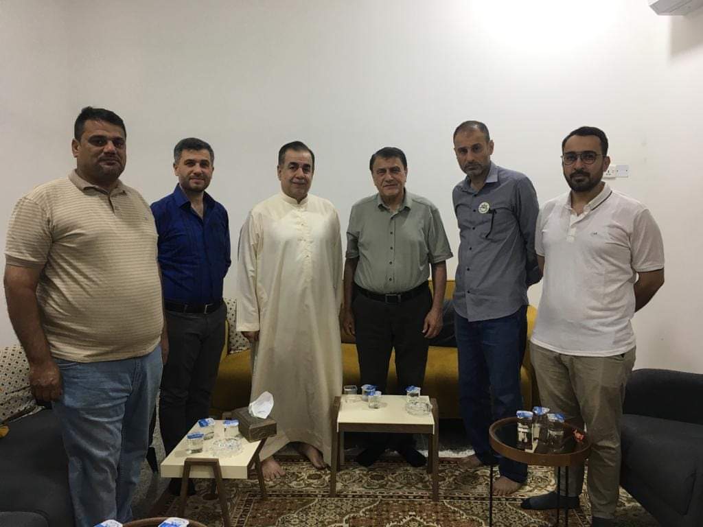 Baghdad_eco's tweet photo. الاجتماع الدوري
ل #تجمع_الفاو_زاخو
وقد تناول اهم المستجدات في الساحة السياسة وأهمية توحد قوى المعارضة من المستقلين والقوى الناشئة وعدم ترك الساحة لأحزاب السلطة الطائفية والعنصرية وأهمية التوجه الوطني كأساس في تصحيح مسار الديمقراطية والذي انحرف بفعل الطبقة السياسية الحاكمة بعد٢٠٠٣ https://t.co/PJhHO8Dmlp