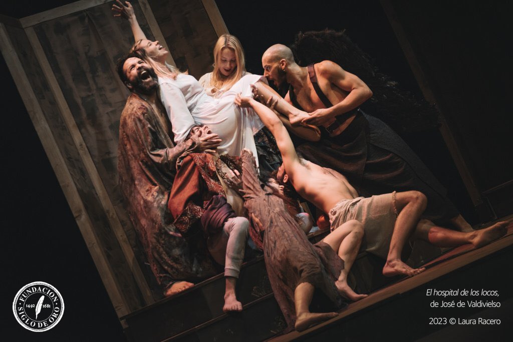 autenticoteatro's tweet photo. .@CorralCervantes Mañana de domingo teatral con #Elhospitaldeloslocos @ErnestoAriasG @sheylaninre @martinpunal @reyfacundoI https://t.co/XH1fHAzzxN