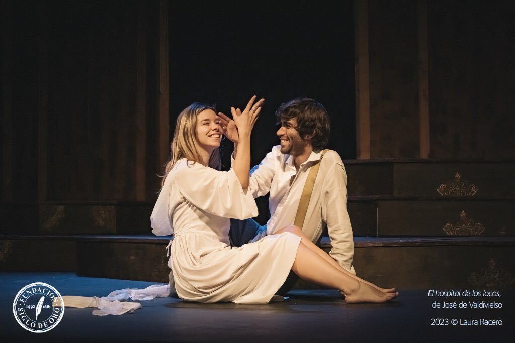 autenticoteatro's tweet photo. .@CorralCervantes Mañana de domingo teatral con #Elhospitaldeloslocos @ErnestoAriasG @sheylaninre @martinpunal @reyfacundoI https://t.co/XH1fHAzzxN