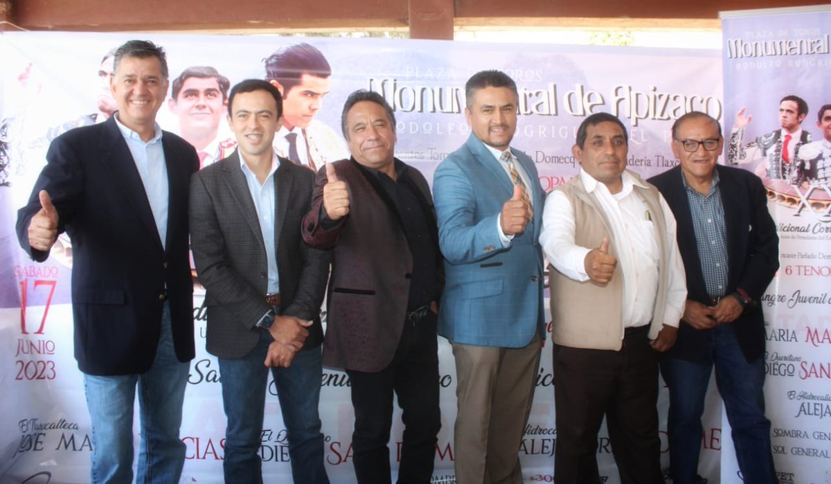 AngelesBriseo1's tweet image. Revista Ipanti - Cultura - #UPET | Presenta UPET cartel de la XXI edición de la Tradicional Corrida de la Prensa - is.gd/6BDdNs