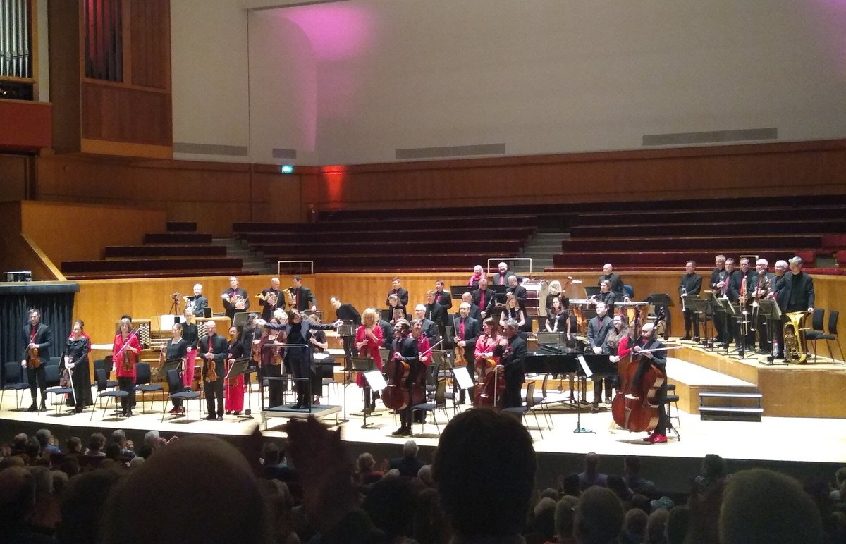 Thank you, thank you, thank you <a href="/mozartplayers/">London Mozart Players</a> <a href="/annalapwood/">Anna Lapwood</a> <a href="/FairfieldHalls/">Fairfield Halls Fan</a> for a terrific concert this evening l.