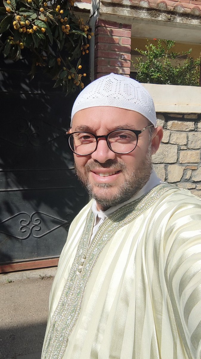 nabilchib's tweet photo. عيدكم مبروك و كل عام وانتم بألف خير وصحة وعافية تقبل الله منا و منكم صالح الأعمال https://t.co/L2O1h9vwHK