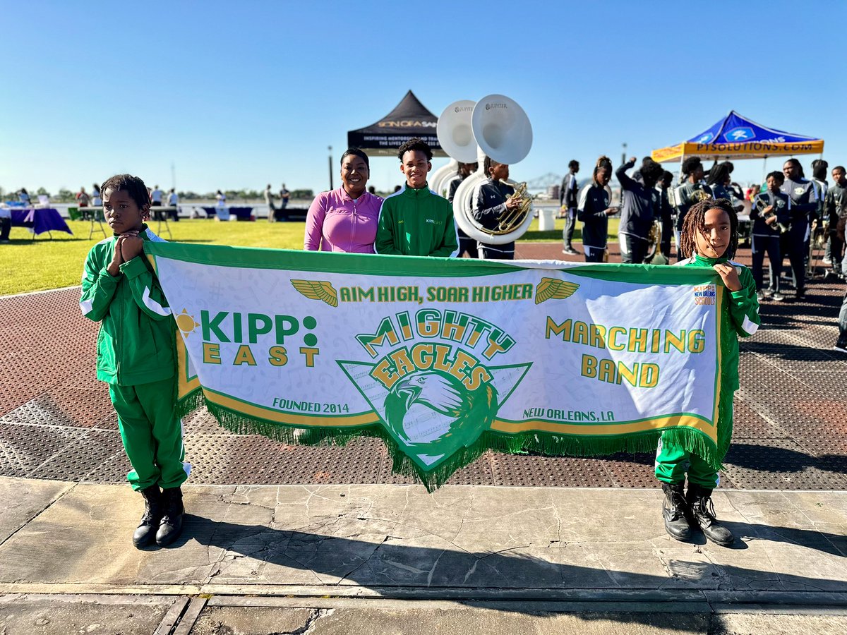 DrFateama's tweet photo. A beautiful morning for the @youthrunnola 504K race! We are #NOLAPSProud of our superintendent @DrAvisW and all participants for an amazing race.👏🏾 A great day for the @NOLAPSchools soft launch of NOLA-PS CAREs! I’m a proud CARE ambassador.❤️ #NOLAPSCAREs #Equity #Joy #Excellence https://t.co/8Z28Mhgq2D