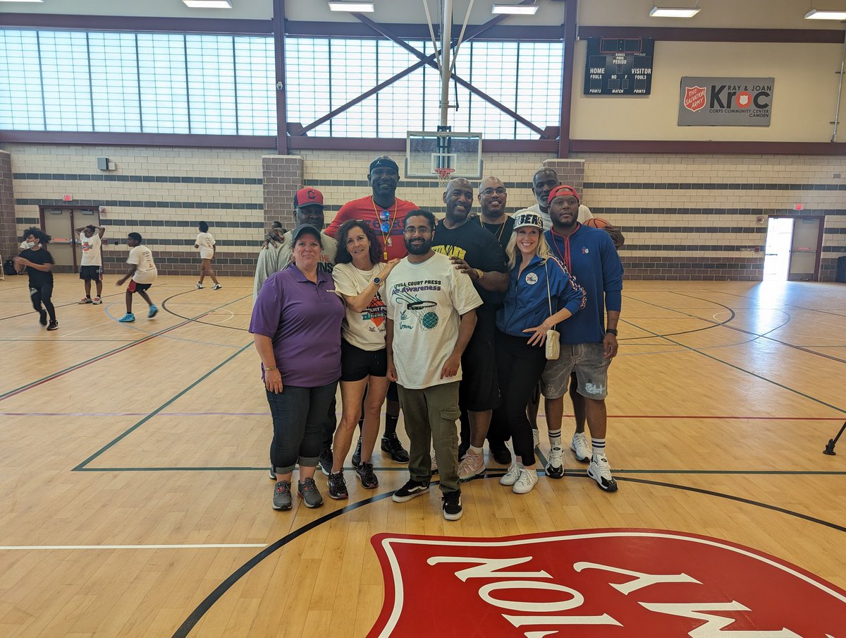 NRMedia50's tweet image. Another successful event at the Kroc Center in Camden New Jersey with the kids for the Siloam Full Court Press Awareness, former NBA player and our good friend Jumaine Jones everyone please check this out @siloam_wellness @AmyTrask💯🏀👍🔥🐐 #NRMedia #KrocCenter #Camden