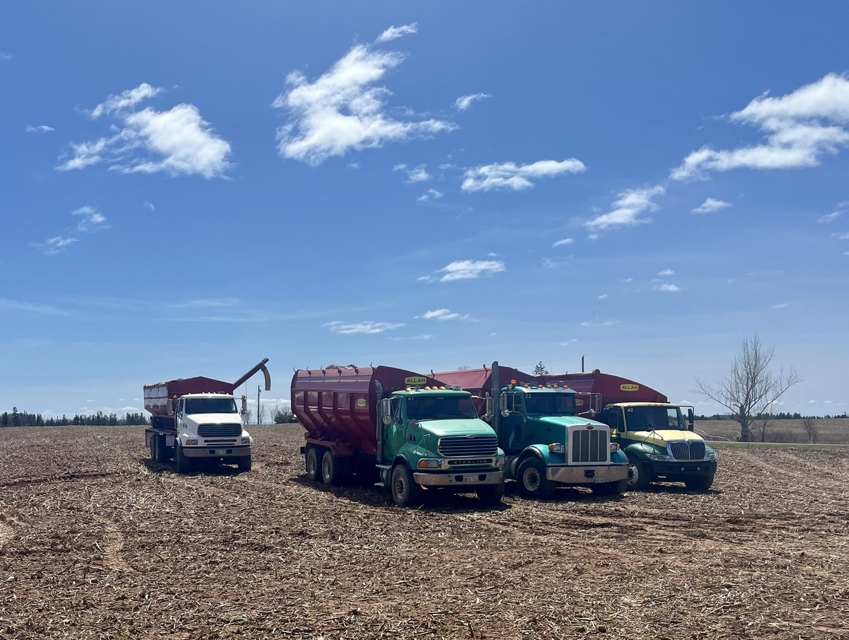 Spud Truck Saturday.  #peipotatoes #plant23